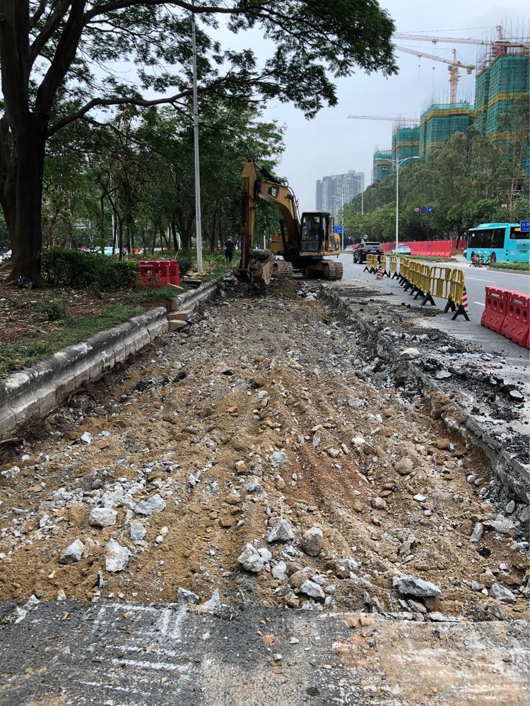 寶安大道品質(zhì)綜合提升工程市政二標(biāo)（2018.10.12）市政工程綜述